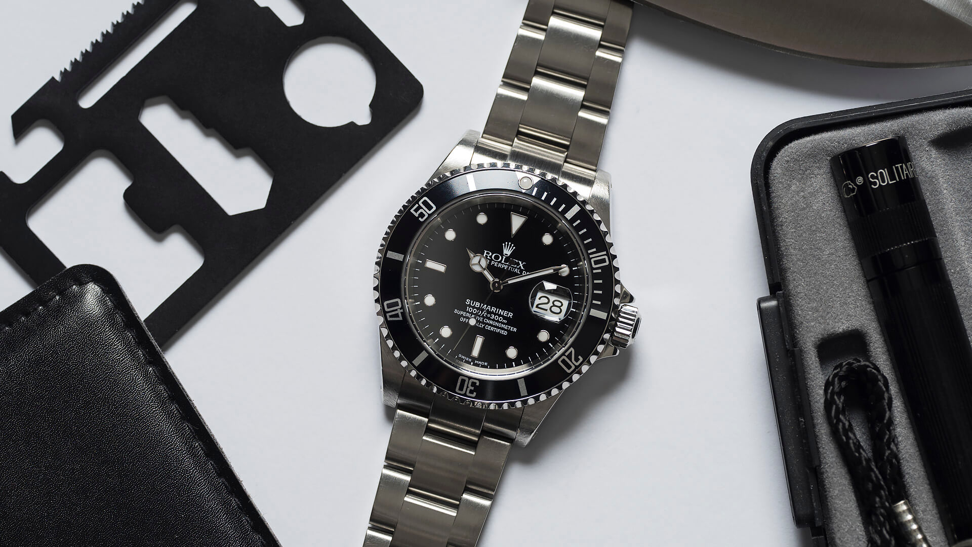 2001 rolex submariner 16610